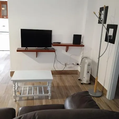 Guest house Alcoa House