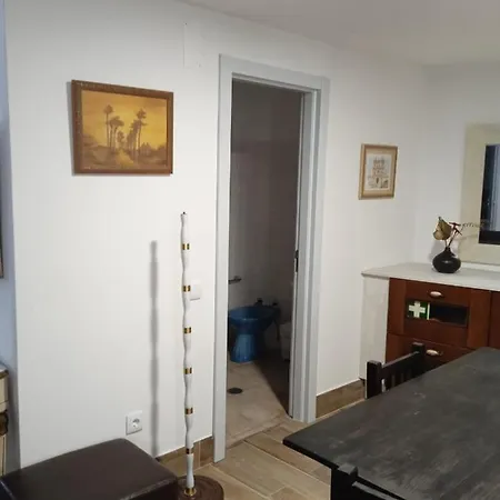 Guest house Alcoa House *
